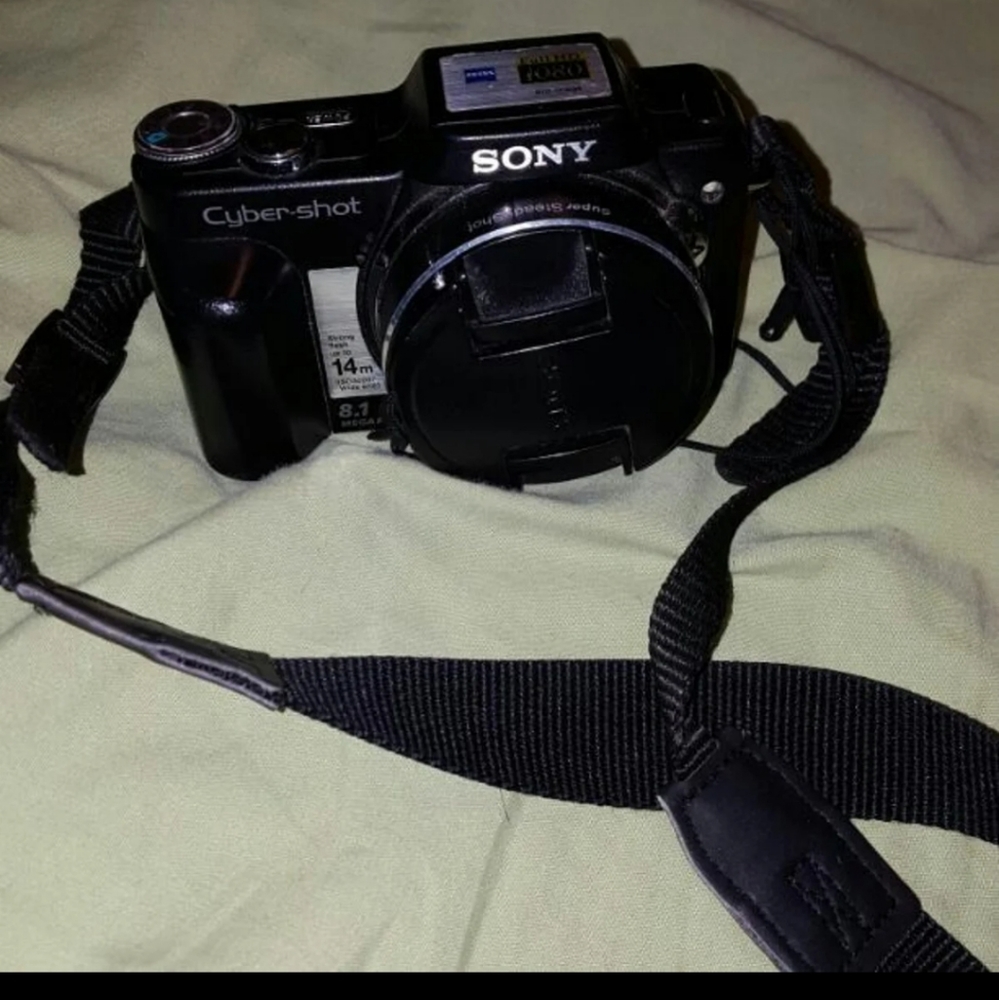 Sony Cybershot Camera